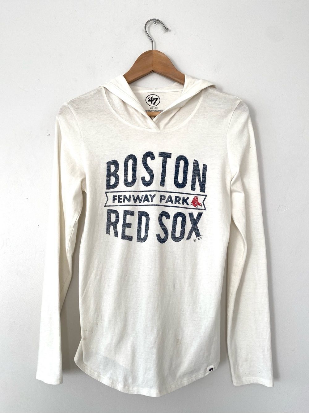 ‘47 Women Boston Red Sox Cream Hooded Long Sleeve Tee Sz S Game Street Casual